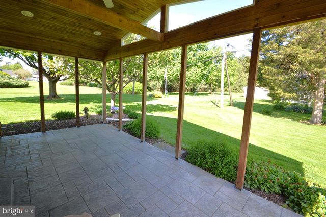 230 ADELE AVE, Manheim, PA 17545