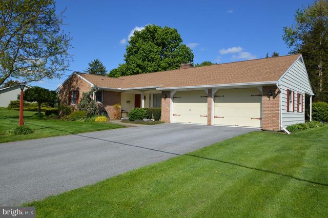 230 ADELE AVE, Manheim, PA 17545