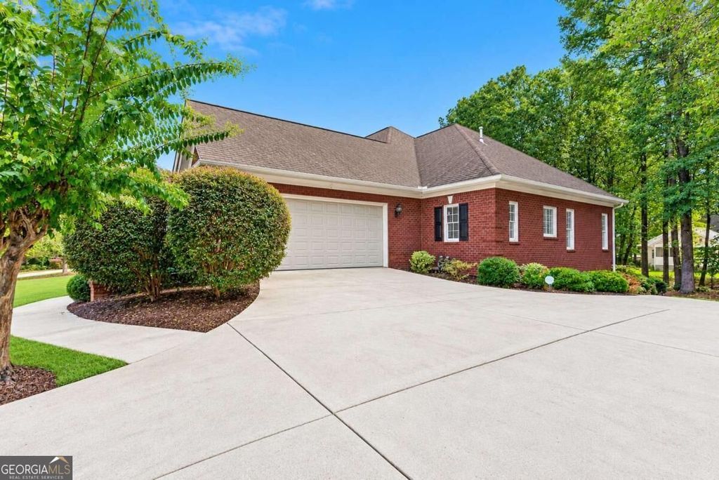 1050 Dials Plantation Drive, Statham, GA 30666 — photo 5