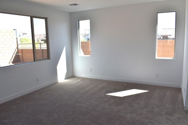 14798 W GRAY FOX Trail, Surprise, AZ 85387