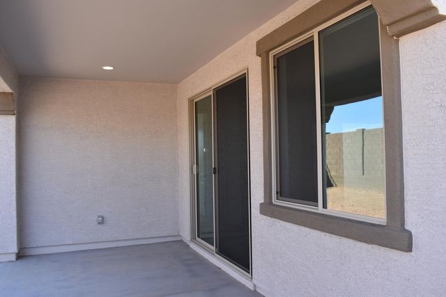 14798 W GRAY FOX Trail, Surprise, AZ 85387