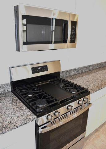 14798 W GRAY FOX Trail, Surprise, AZ 85387