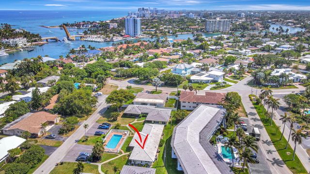 2757 NE 29th Avenue 4, Lighthouse Point, FL 33064