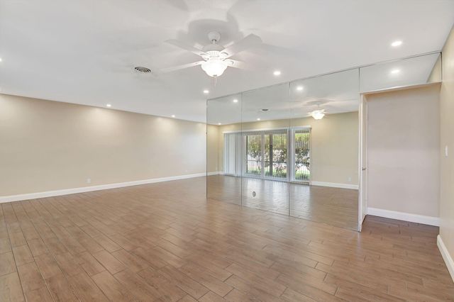 2757 NE 29th Avenue 4, Lighthouse Point, FL 33064