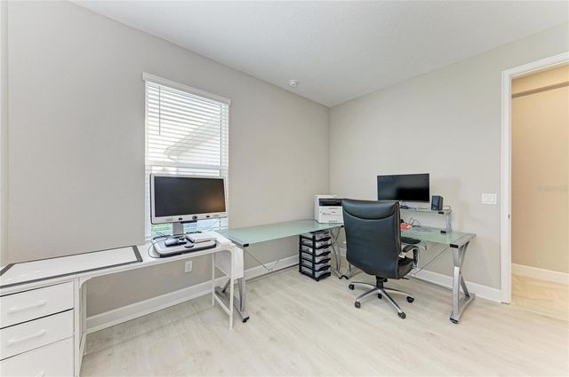 6017 MESA GLEN, Bradenton, FL 34203