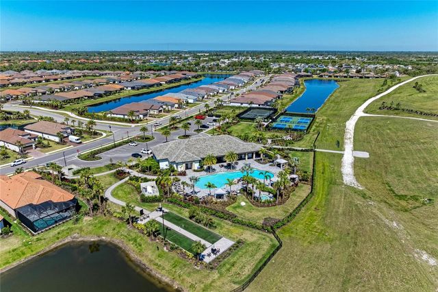 6017 MESA GLEN, Bradenton, FL 34203