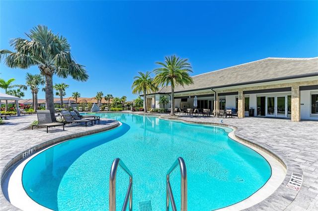 6017 MESA GLEN, Bradenton, FL 34203