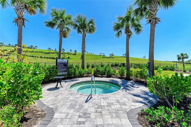 6017 MESA GLEN, Bradenton, FL 34203