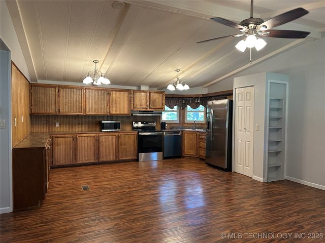 163 Timberline Drive, Mead, OK 73449