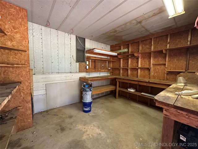 163 Timberline Drive, Mead, OK 73449