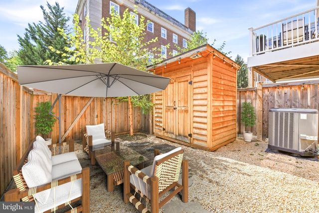 1231 WYNTON PL NE, Washington, DC 20017