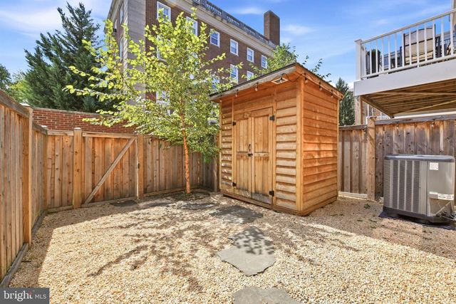 1231 WYNTON PL NE, Washington, DC 20017