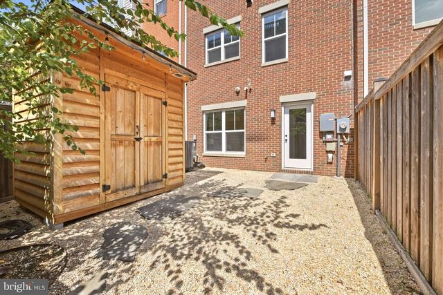 1231 WYNTON PL NE, Washington, DC 20017