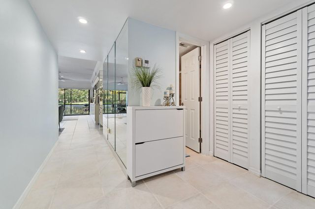 401 Pinecrest Circle F, Jupiter, FL 33458