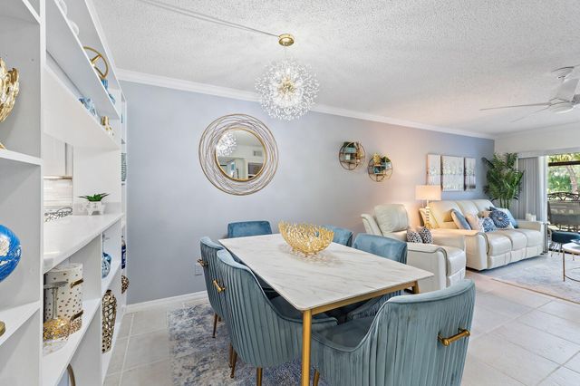 401 Pinecrest Circle F, Jupiter, FL 33458