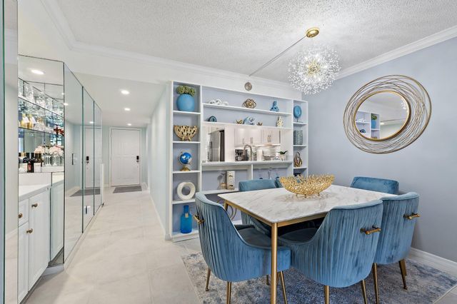 401 Pinecrest Circle F, Jupiter, FL 33458