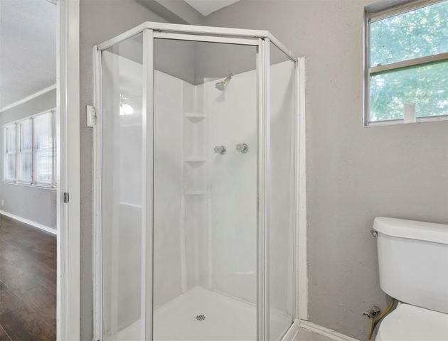 1929 Magnolia Drive, La Marque, TX 77568