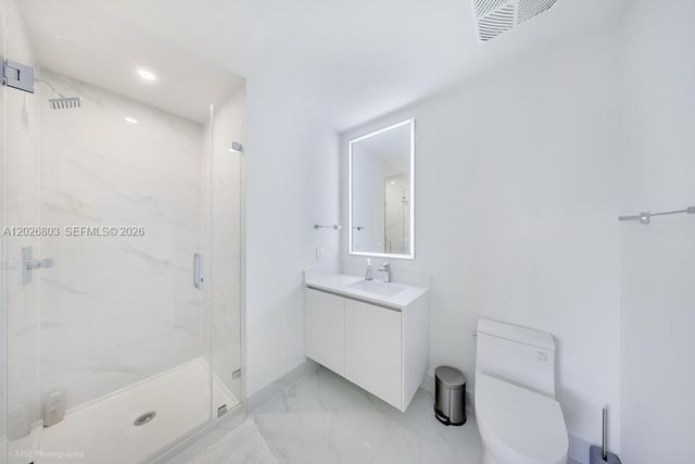 700 NE 24 St 1403, Miami, FL 33137