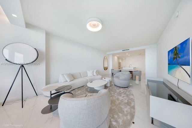 700 NE 24 St 1403, Miami, FL 33137