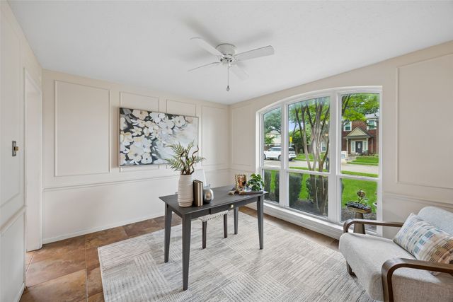 703 Foxmoor Drive, Highland Village, TX 75077