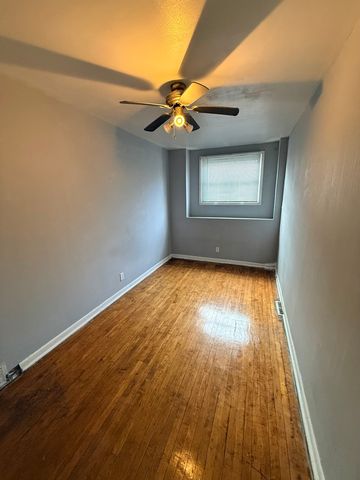 3031 S Central Park Avenue, Chicago, IL 60623