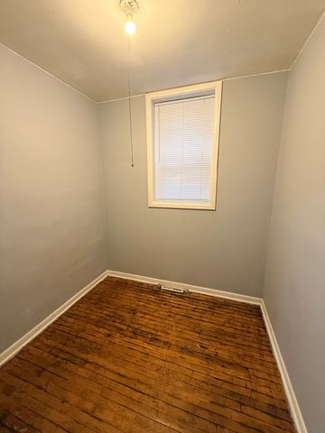 3031 S Central Park Avenue, Chicago, IL 60623