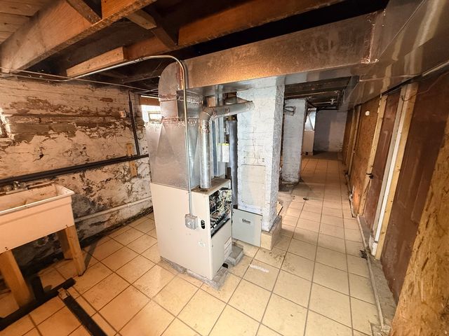 3031 S Central Park Avenue, Chicago, IL 60623