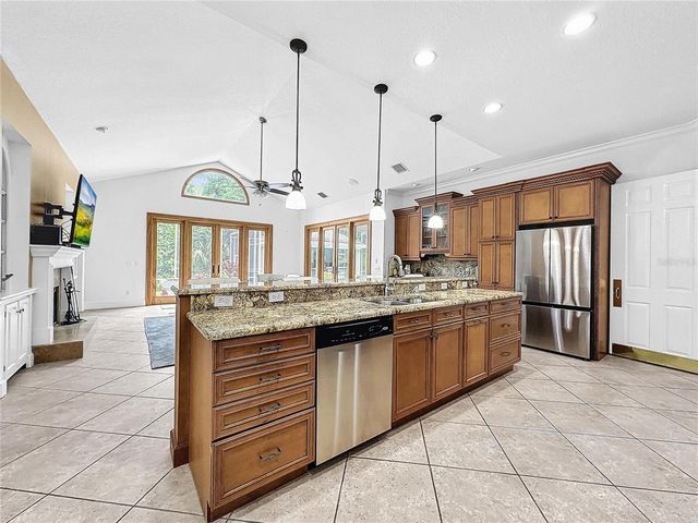 310 VISTA OAK DRIVE, Longwood, FL 32779