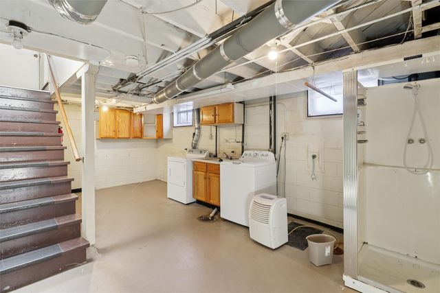 3100 64th Street, Urbandale, IA 50322