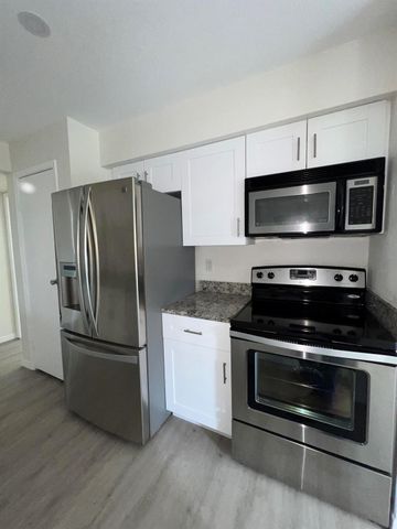 899 Riverside Drive 620, Coral Springs, FL 33071