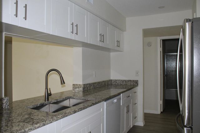 899 Riverside Drive 620, Coral Springs, FL 33071