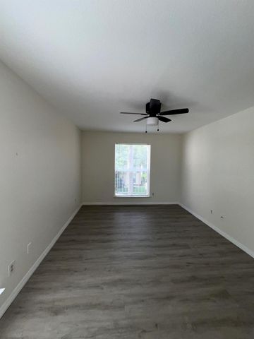 899 Riverside Drive 620, Coral Springs, FL 33071