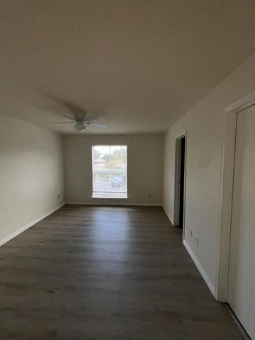 899 Riverside Drive 620, Coral Springs, FL 33071