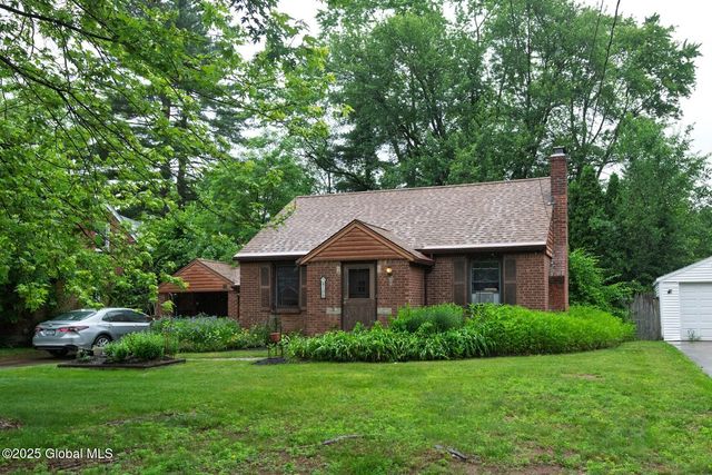 108 Vaughn Drive, Guilderland, NY 12203