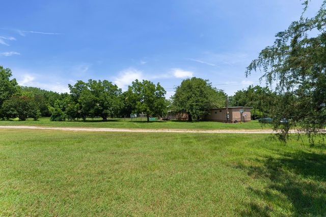 356 Fm 751, Wills Point, TX 75169