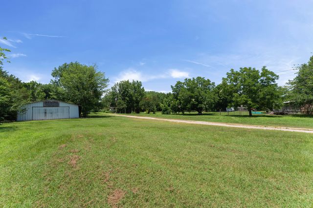 356 Fm 751, Wills Point, TX 75169