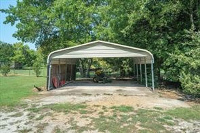 356 Fm 751, Wills Point, TX 75169