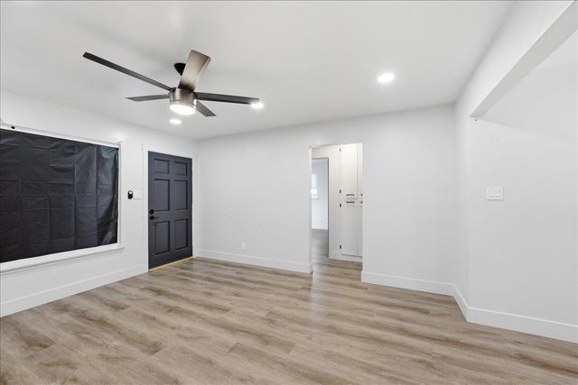 3721 Mcclellan Dr, North Highlands, CA 95660