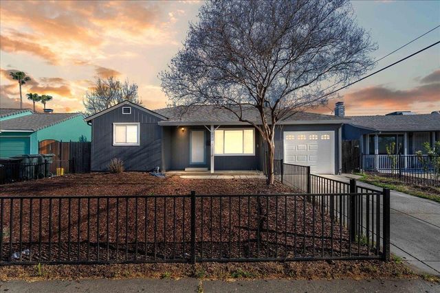 3721 Mcclellan Dr, North Highlands, CA 95660