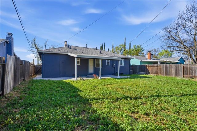 3721 Mcclellan Dr, North Highlands, CA 95660