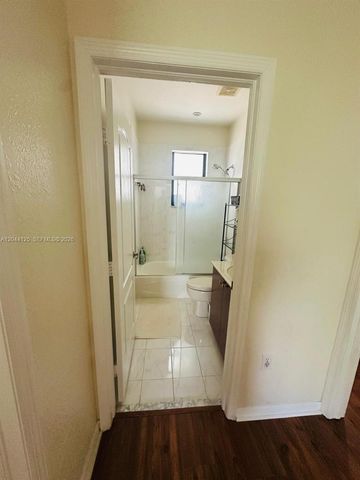 4318 NW 113th Place, Doral, FL 33178