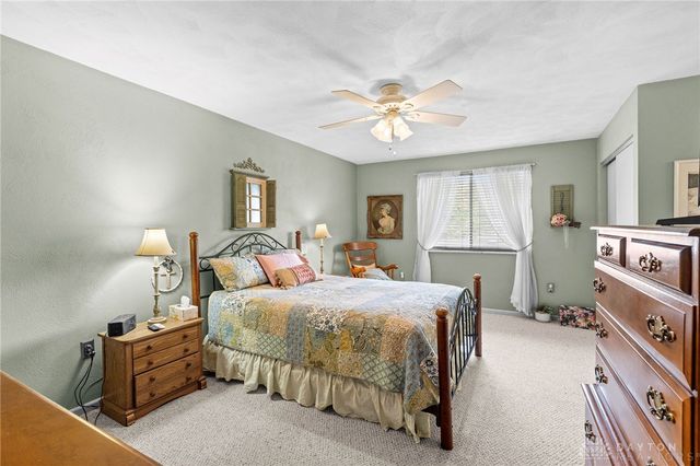 1662 Longbow Lane C, West Carrollton, OH 45449