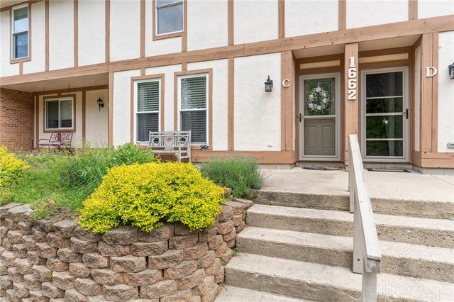 1662 Longbow Lane C, West Carrollton, OH 45449