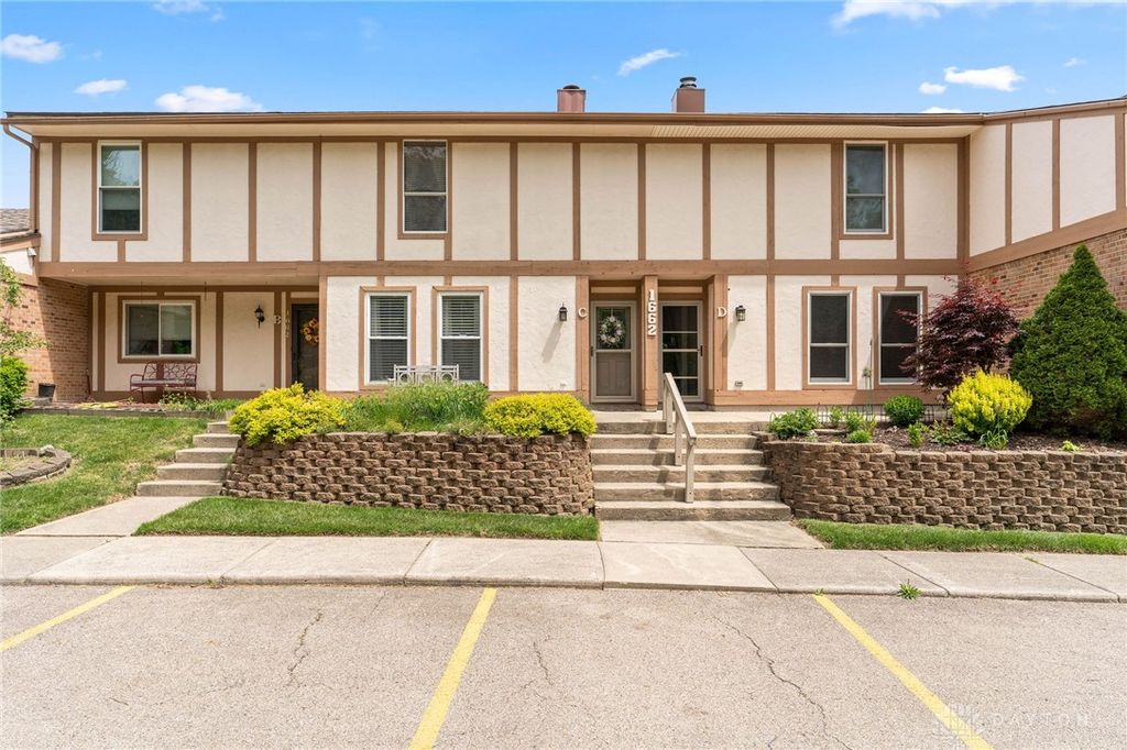 1662 Longbow Lane C, West Carrollton, OH 45449