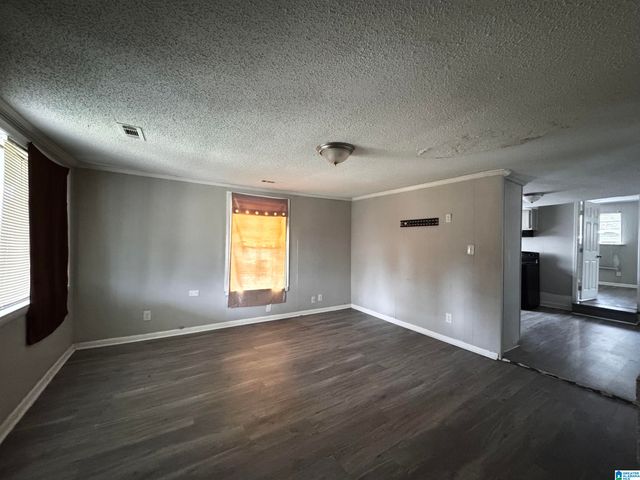 3921 VIOLA AVENUE SW, Birmingham, AL 35221