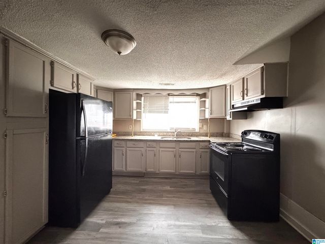 3921 VIOLA AVENUE SW, Birmingham, AL 35221