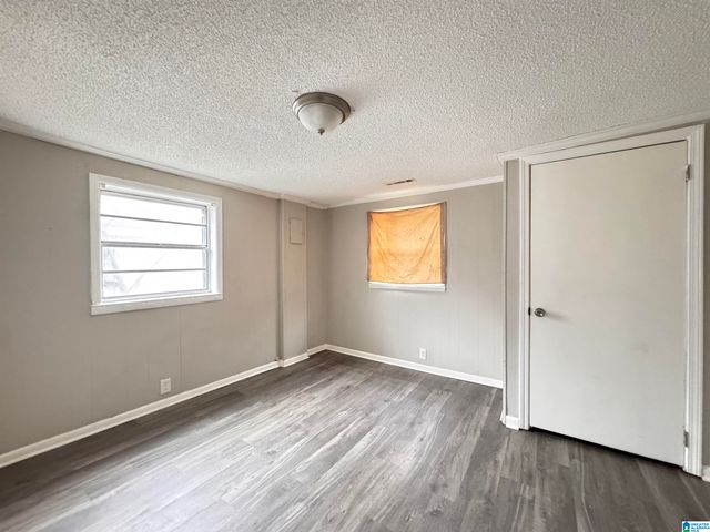 3921 VIOLA AVENUE SW, Birmingham, AL 35221