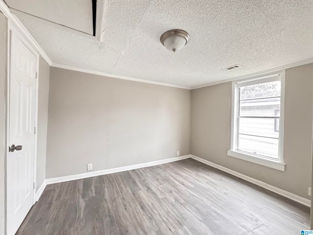 3921 VIOLA AVENUE SW, Birmingham, AL 35221