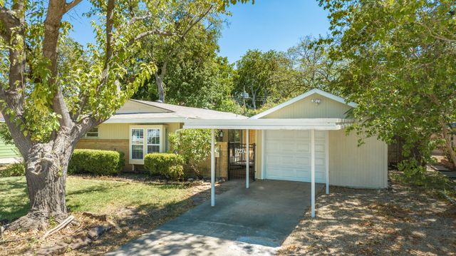 2442 Oates Drive, Dallas, TX 75228