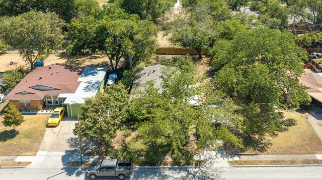 2442 Oates Drive, Dallas, TX 75228
